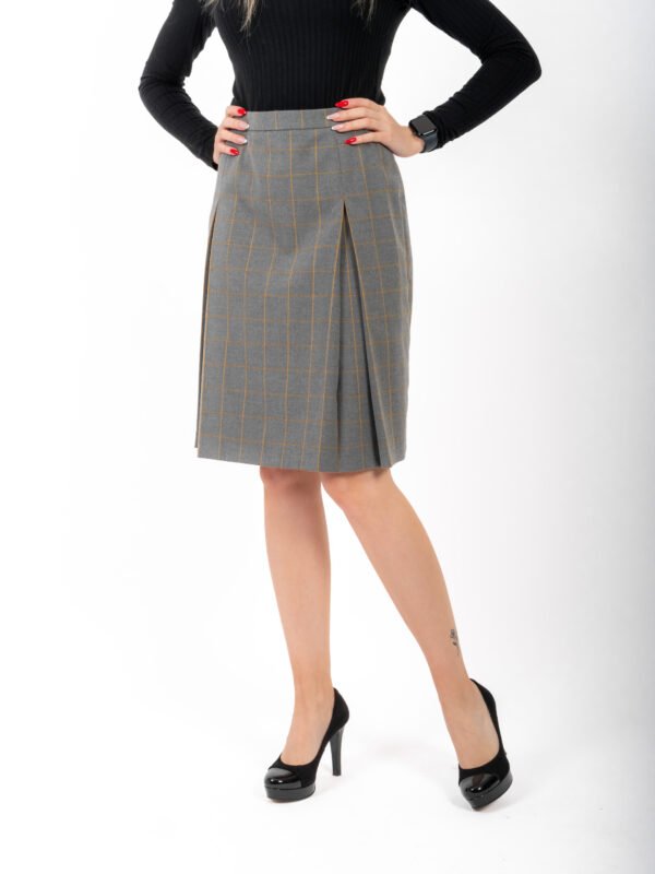 Straight skirt John